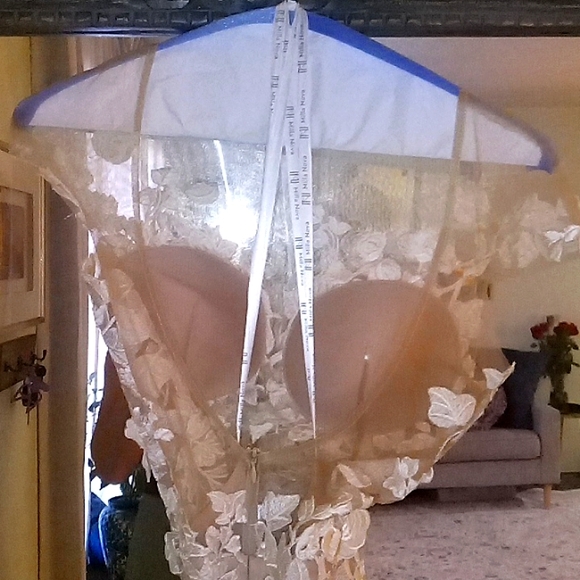 Milla Nova Wedding Gown - Picture 4 of 9